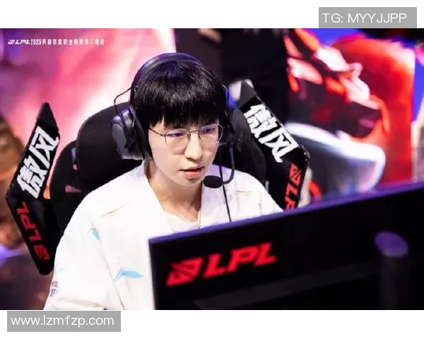 电竞赛后复盘分析FPX与BLG的节奏变化与关键时刻解析